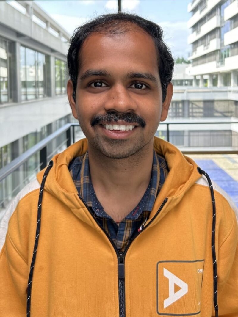 Tanmay Deshpande Zugeschnitten